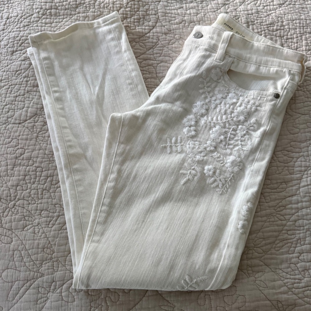 Anthropologie Pilcro Hyphen White Floral Embroidered Straight Leg Jeans 28 Boho